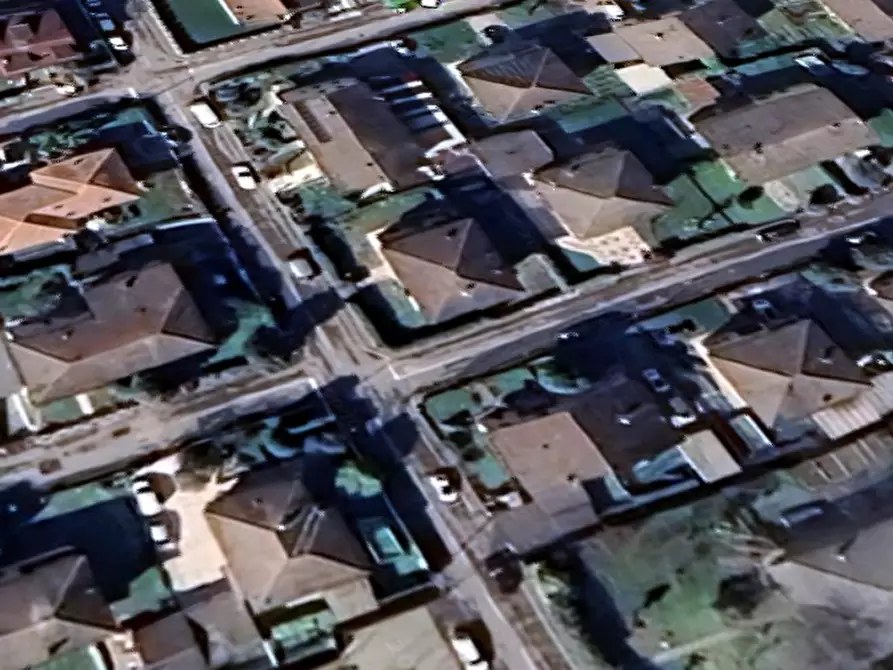 Immagine 1 di Villa in vendita  in Via Bravi a Leno