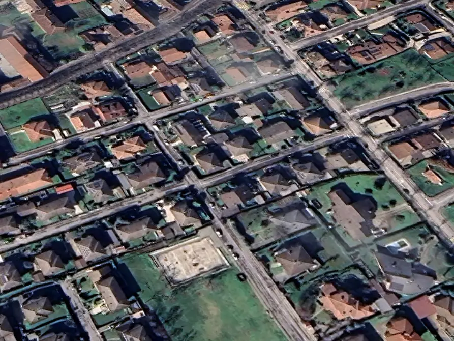 Immagine 2 di Villa in vendita  in Via Bravi a Leno