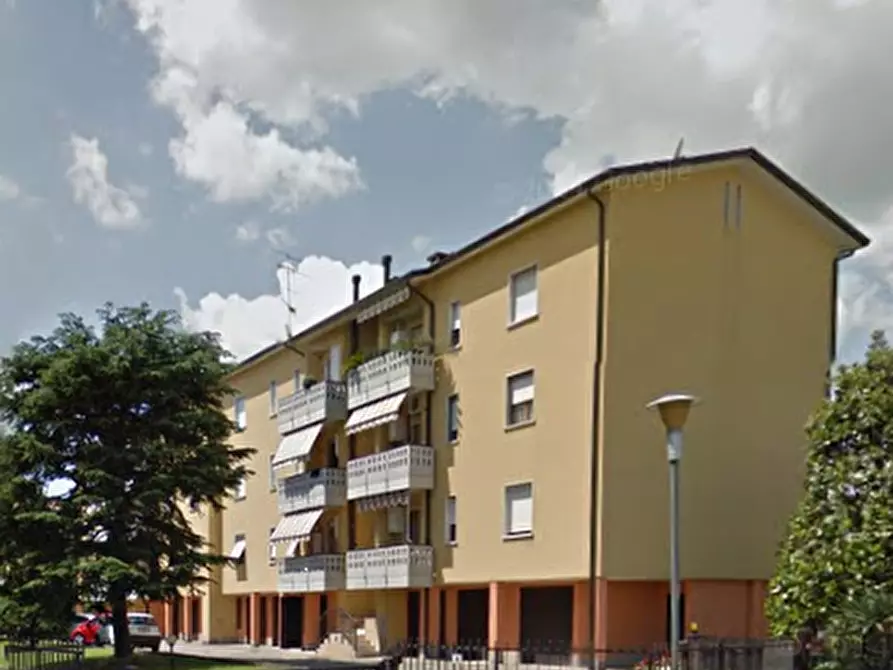 Immagine 7 di Appartamento in vendita  in Via Palmiro Togliatti a Desenzano Del Garda