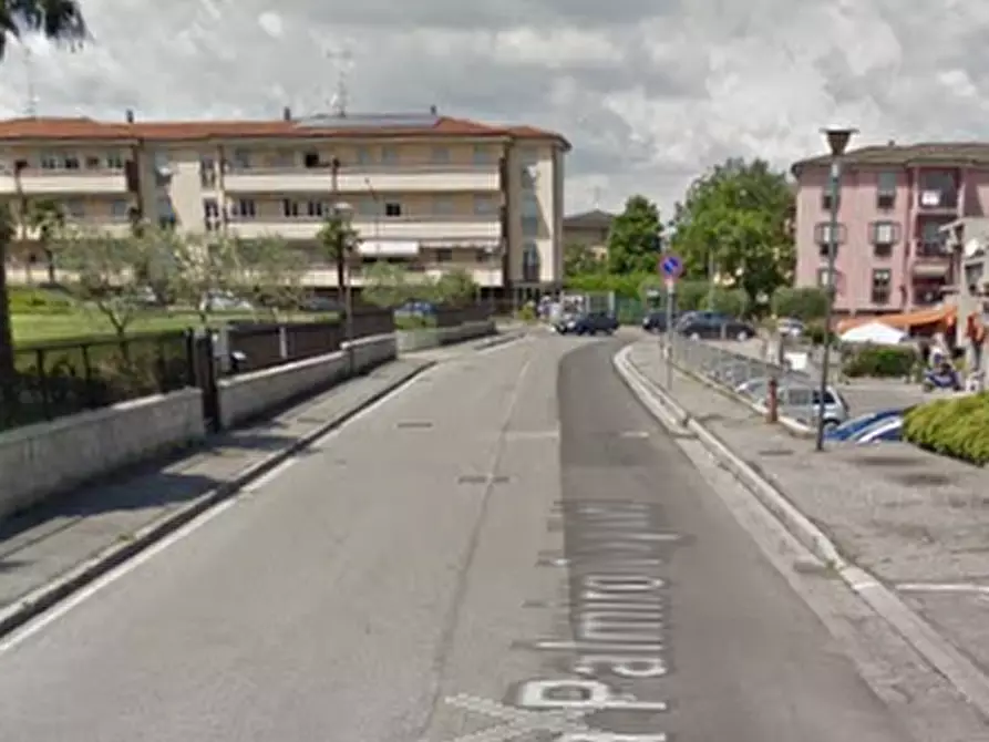 Immagine 11 di Appartamento in vendita  in Via Palmiro Togliatti a Desenzano Del Garda