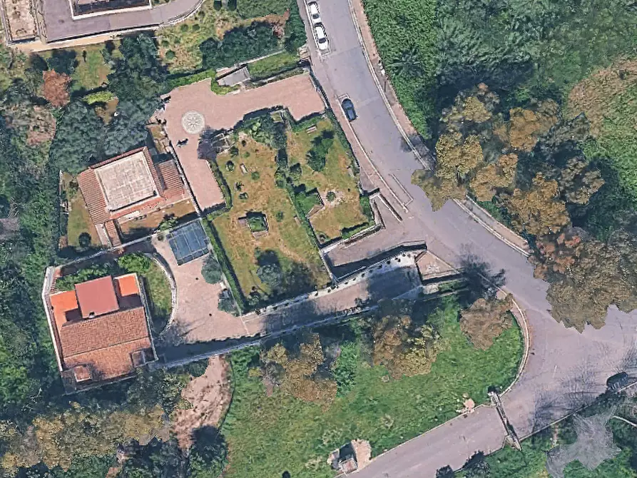 Immagine 9 di Garage in vendita  in Via Alberese  a Roma