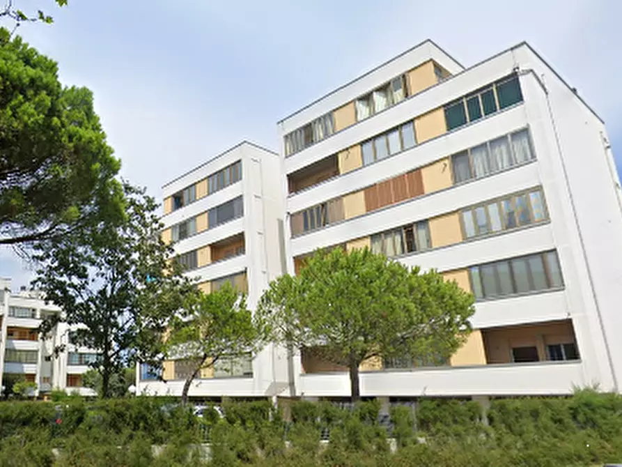 Immagine 15 di Appartamento in vendita  in Viale Leonardo a Ravenna