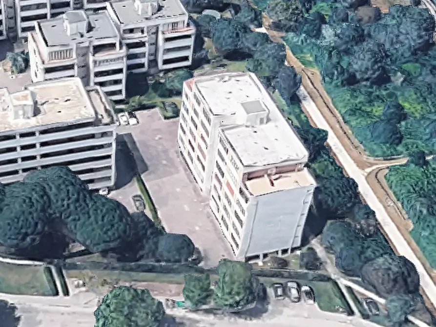 Immagine 25 di Appartamento in vendita  in Viale Leonardo a Ravenna