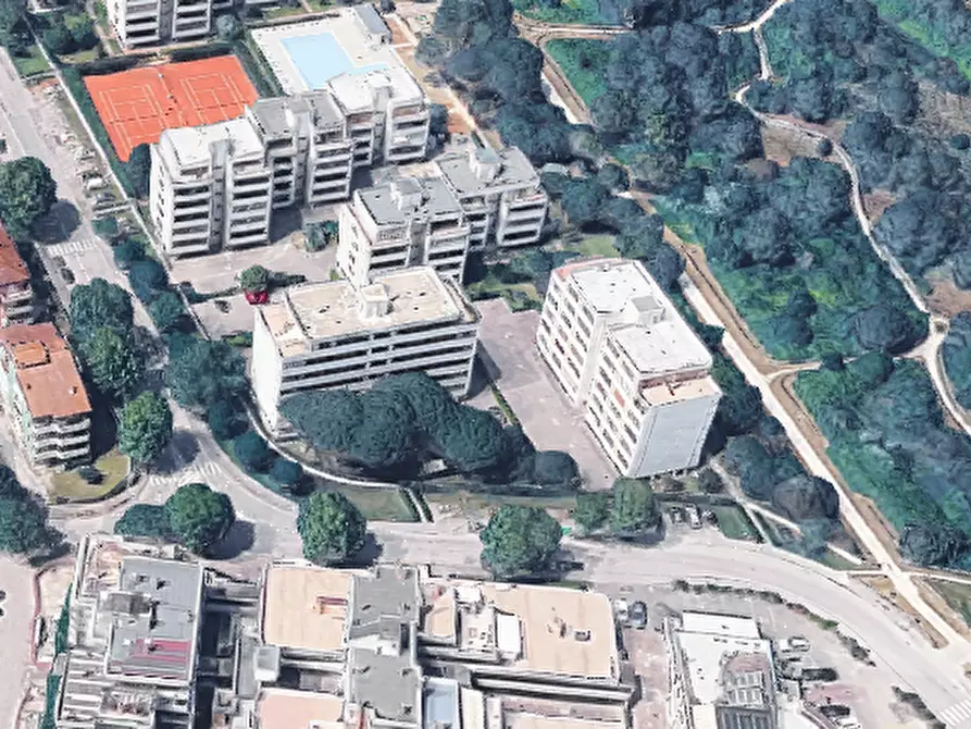 Immagine 27 di Appartamento in vendita  in Viale Leonardo a Ravenna