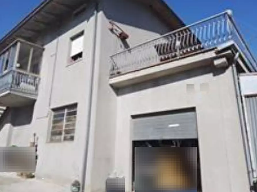 Immagine 7 di Appartamento in vendita  in  Via Giuseppe Garibaldi a Tavoleto