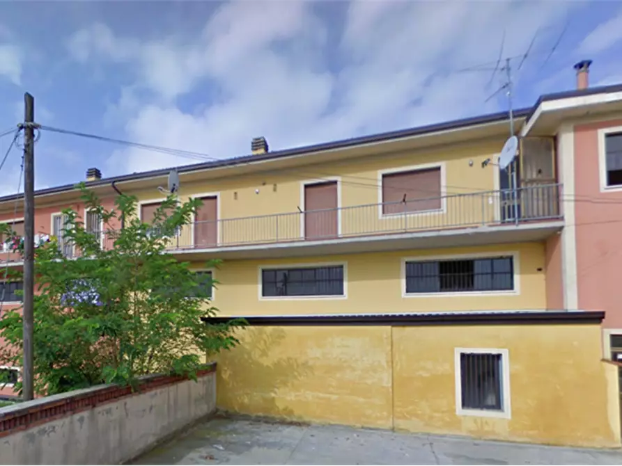 Immagine 8 di Appartamento in vendita  in Via Castrina a Travagliato