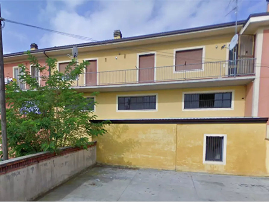 Immagine 10 di Appartamento in vendita  in Via Castrina a Travagliato