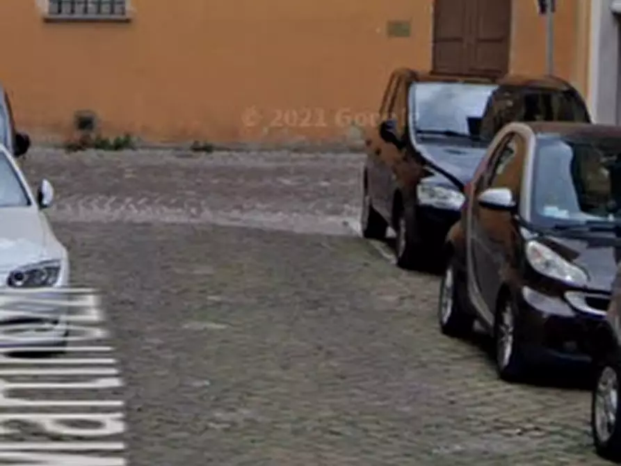 Immagine 10 di Negozio in vendita  in Via Dè Martinozzi a Fano