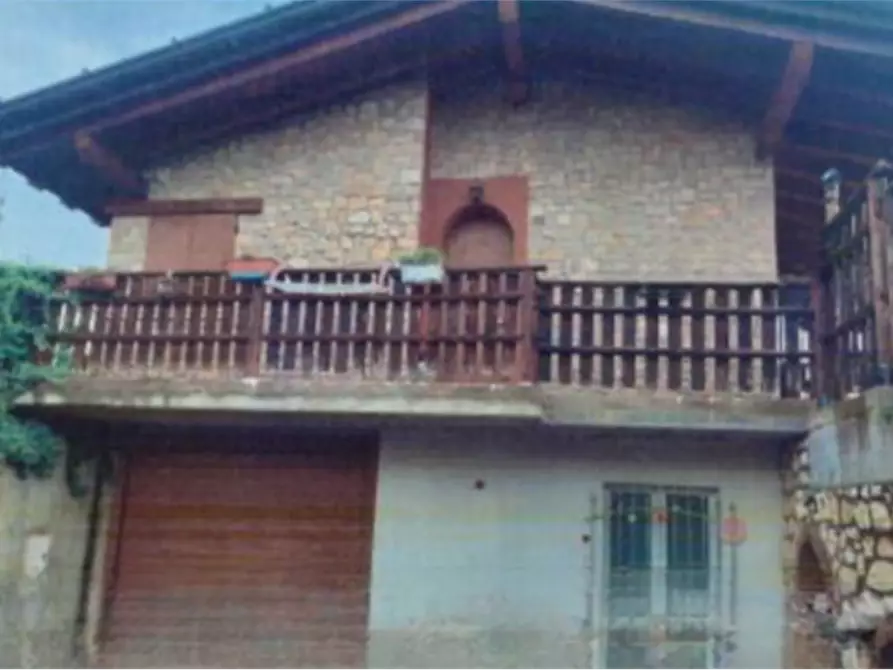 Immagine 4 di Casa bifamiliare in vendita  in Vicolo dei Mille a Serle