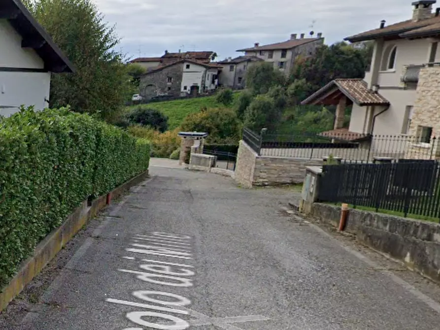 Immagine 12 di Casa bifamiliare in vendita  in Vicolo dei Mille a Serle