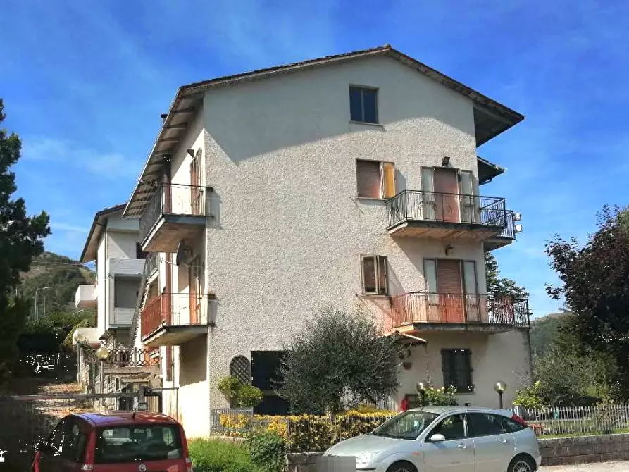 Immagine 2 di Appartamento in vendita  in Via della Pradella a Serra Sant'abbondio