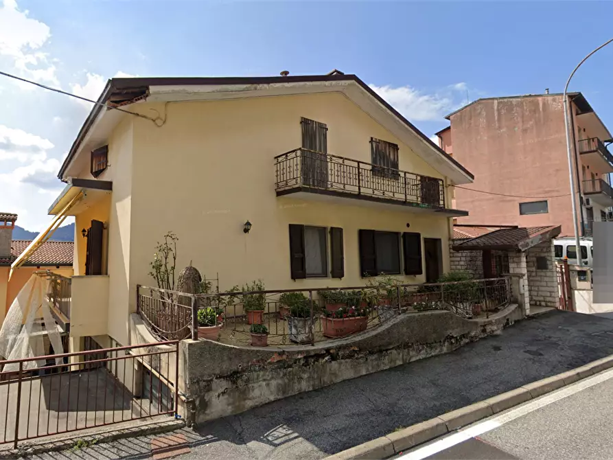 Immagine 1 di Appartamento in vendita  in Via Valmezzana a Lumezzane