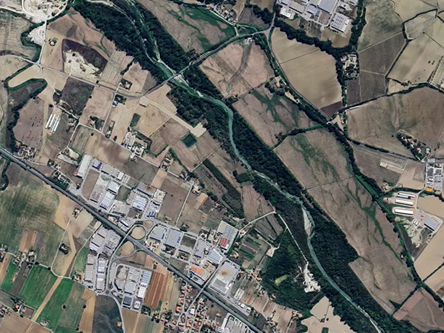 Immagine 9 di Laboratorio in vendita  in Via Metauro a Cartoceto