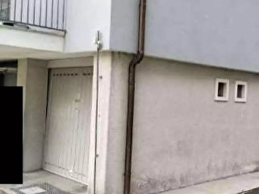 Immagine 2 di Appartamento in vendita  in Via Dante Alighieri a Lurago D'erba