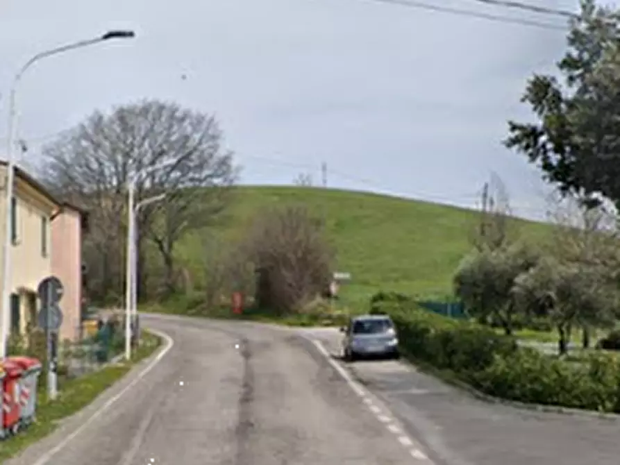 Immagine 11 di Magazzino in vendita  in Via Casinella a Tavoleto