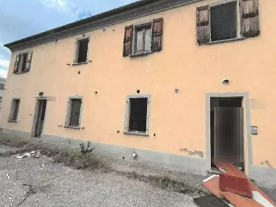 Immagine 2 di Casa indipendente in vendita  in Strada del Foglia a Pesaro