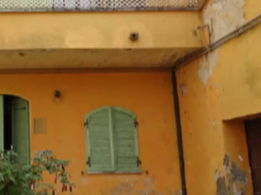 Immagine 2 di Appartamento in vendita  in Via Giuseppe Mazzini a Roverbella