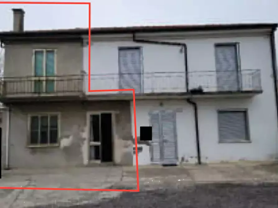 Immagine 1 di Porzione di casa in vendita  in Via Guglielmo Marconi a Pincara
