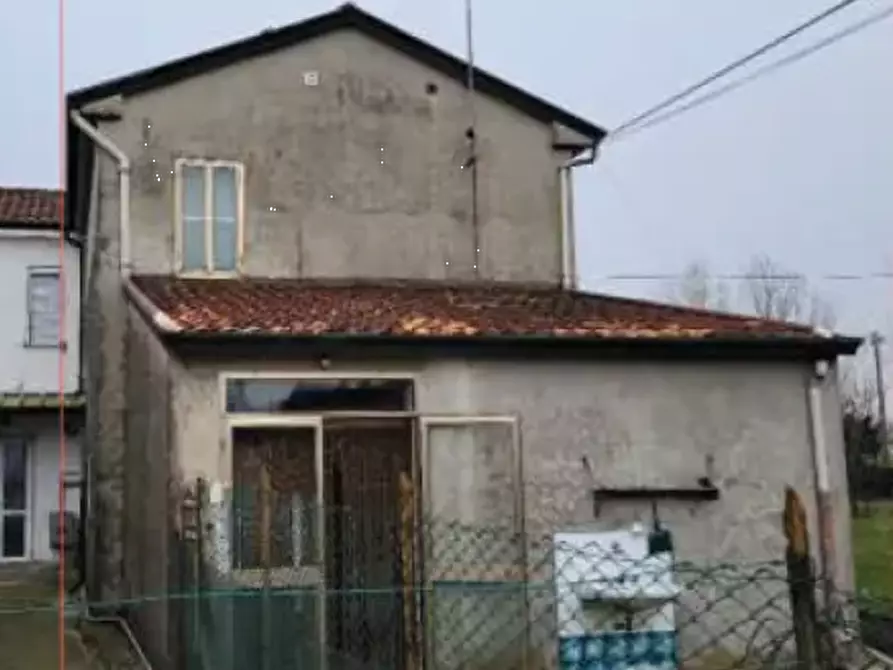 Immagine 4 di Porzione di casa in vendita  in Via Guglielmo Marconi a Pincara