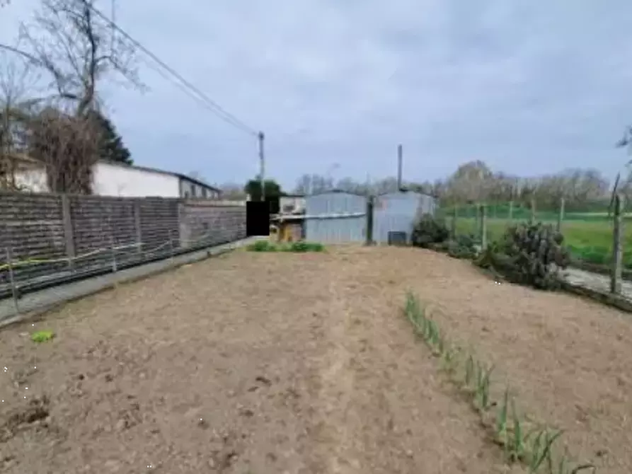 Immagine 10 di Porzione di casa in vendita  in Via Guglielmo Marconi a Pincara