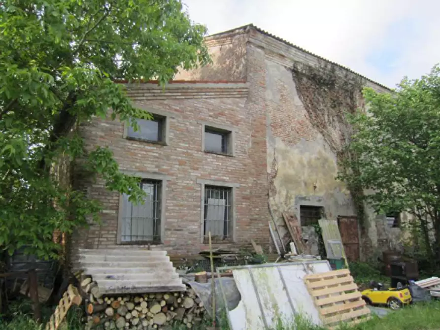 Immagine 3 di Magazzino in vendita  in Via Eridano a Ferrara