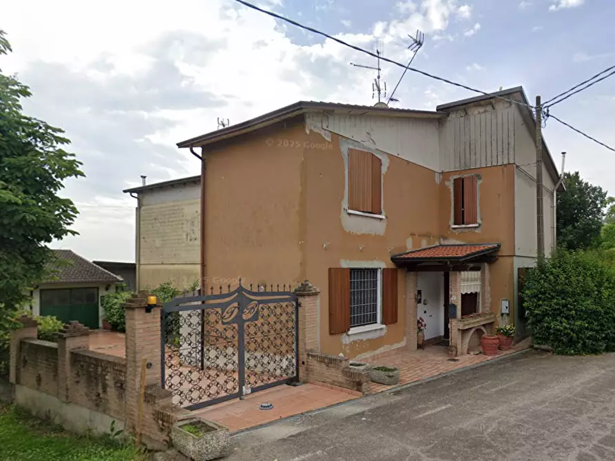 Immagine 3 di Appartamento in vendita  in Via Stoppiaro a Poggio Rusco