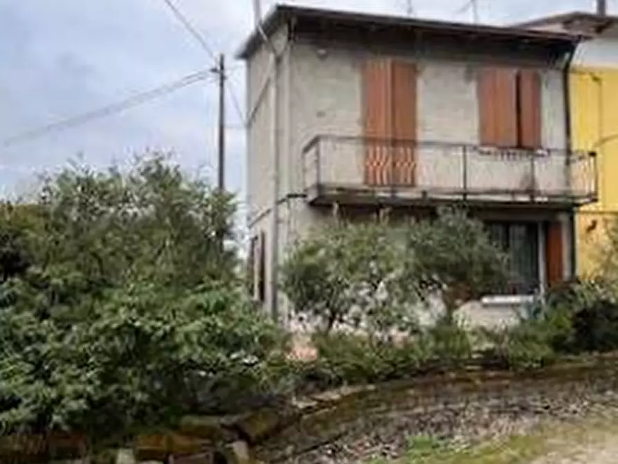 Immagine 6 di Appartamento in vendita  in Via Stoppiaro a Poggio Rusco