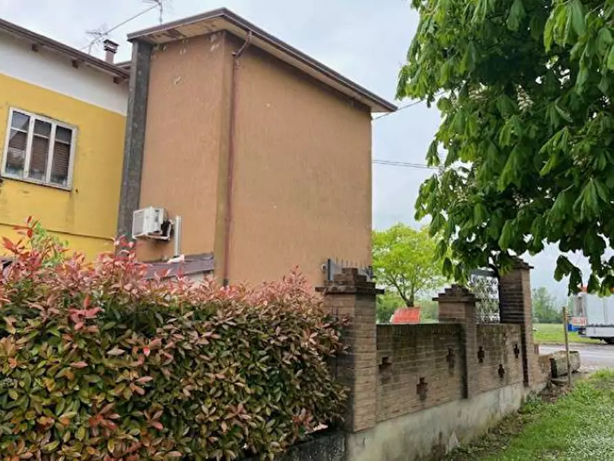 Immagine 7 di Appartamento in vendita  in Via Stoppiaro a Poggio Rusco