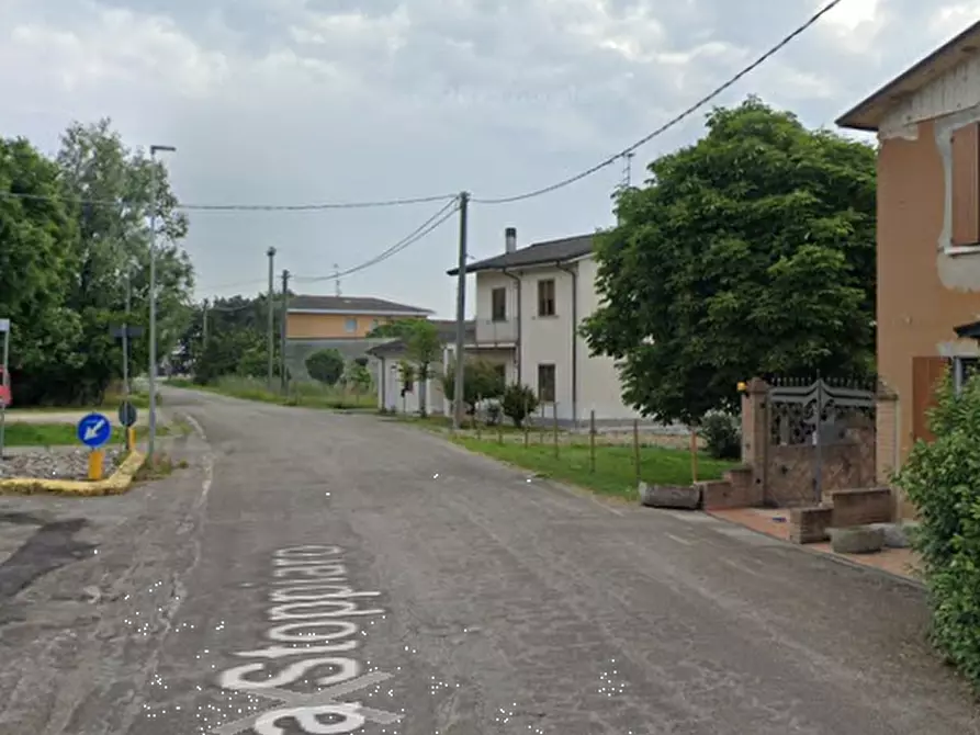 Immagine 14 di Appartamento in vendita  in Via Stoppiaro a Poggio Rusco