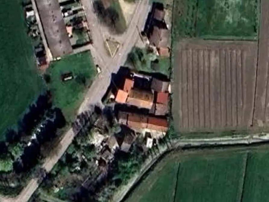 Immagine 18 di Appartamento in vendita  in Via Stoppiaro a Poggio Rusco