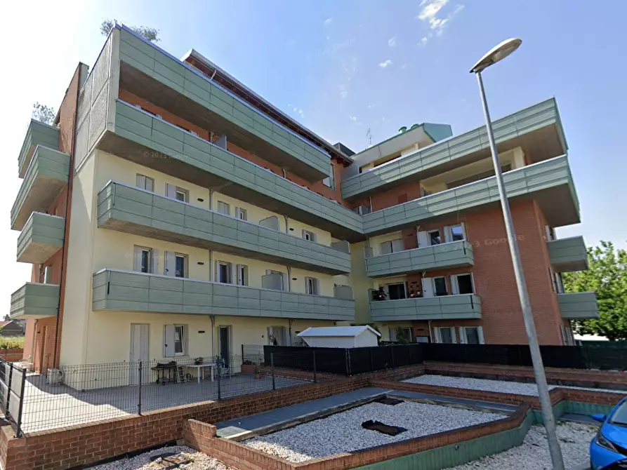 Immagine 4 di Appartamento in vendita  in Via Pietro Maroncelli a Rovigo