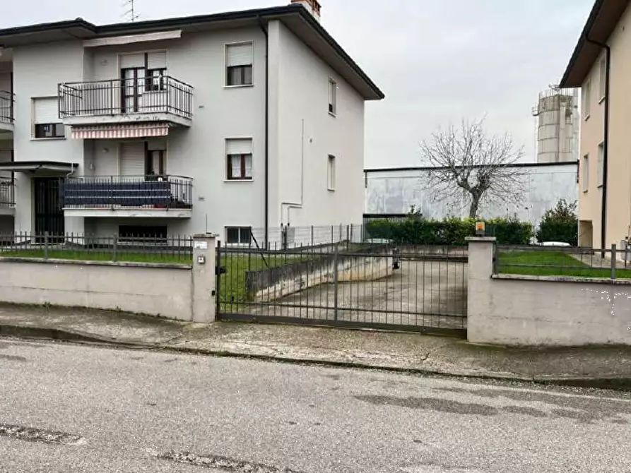 Immagine 3 di Appartamento in vendita  in Via P. P. Pasolini a Porto Mantovano