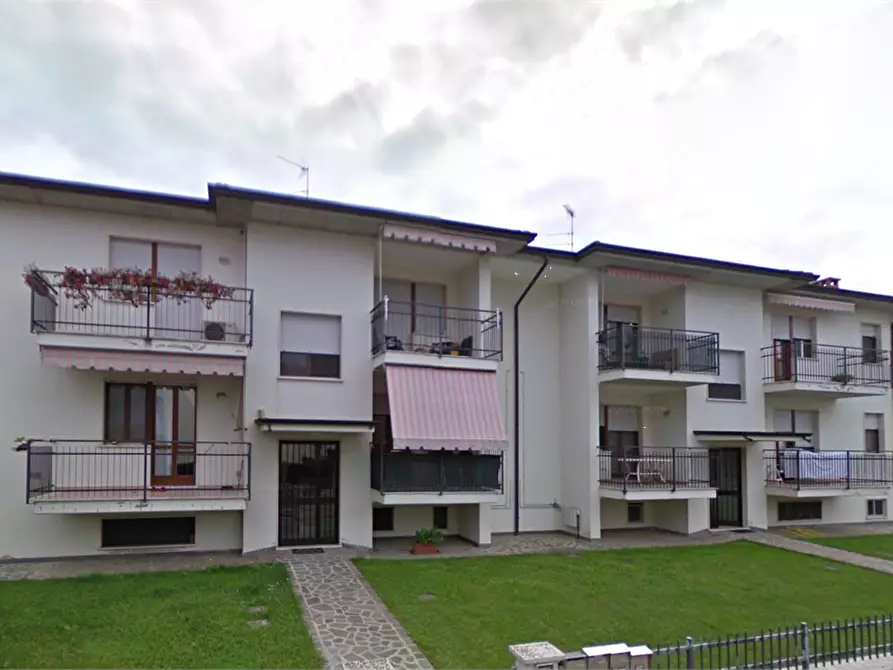 Immagine 13 di Appartamento in vendita  in Via P. P. Pasolini a Porto Mantovano