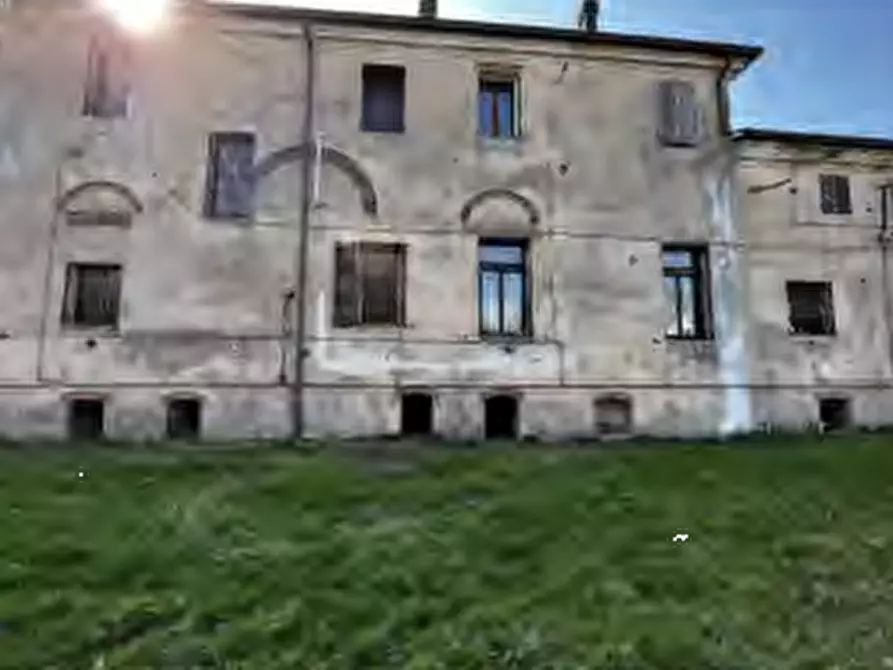 Immagine 2 di Appartamento in vendita  in Via Randaccio a Roncoferraro