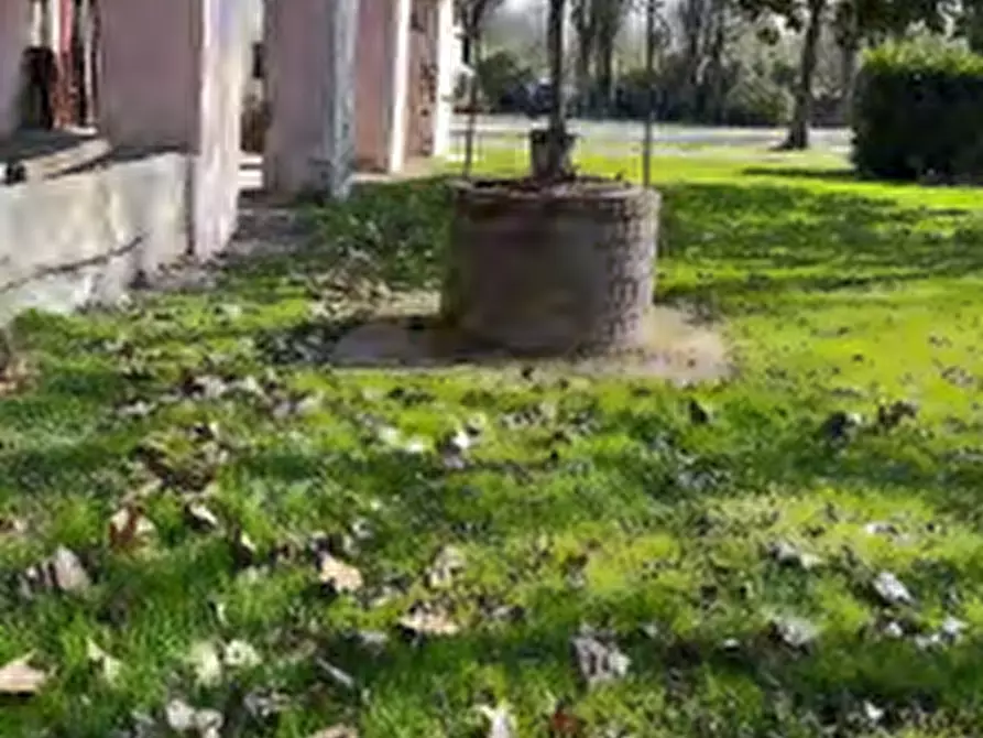 Immagine 11 di Appartamento in vendita  in Via Randaccio a Roncoferraro