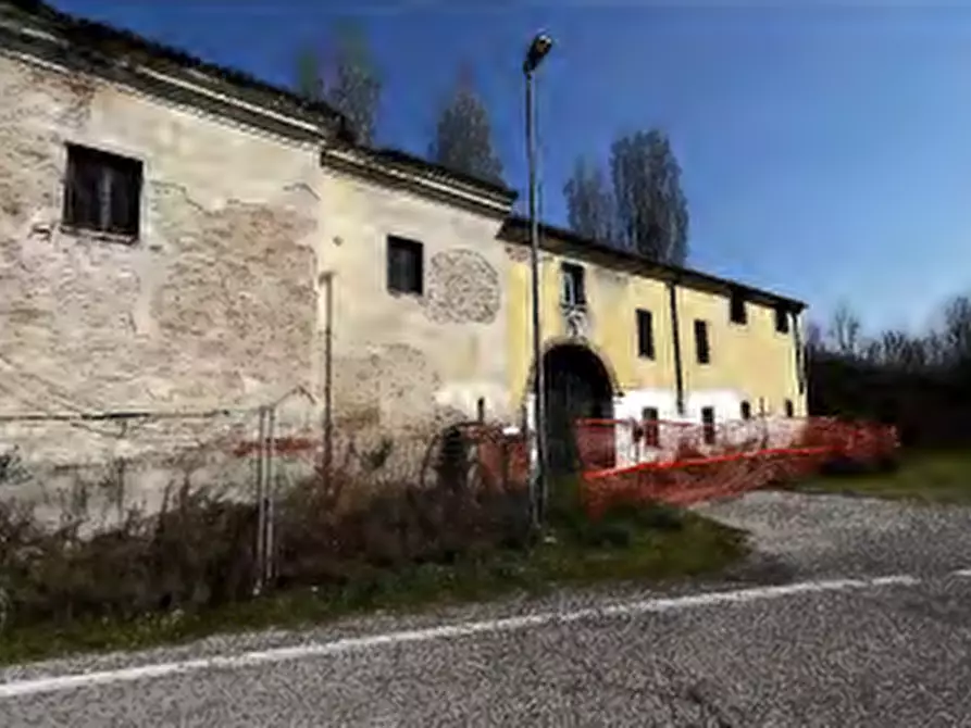 Immagine 15 di Appartamento in vendita  in Via Randaccio a Roncoferraro