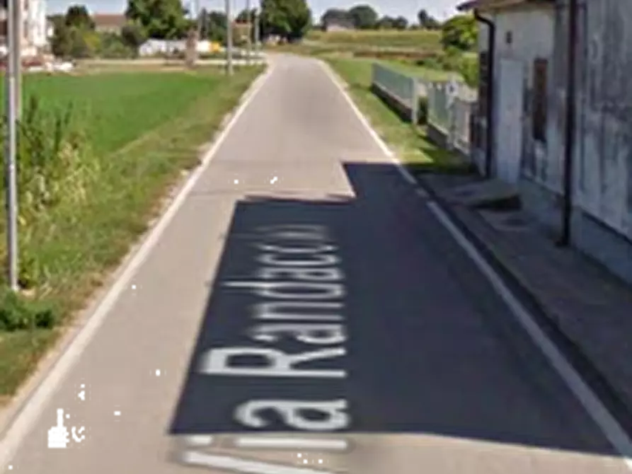 Immagine 18 di Appartamento in vendita  in Via Randaccio a Roncoferraro