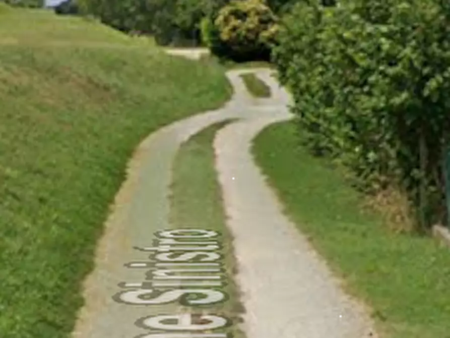 Immagine 10 di Porzione di casa in vendita  in Via San Lorenzo a Pontelongo