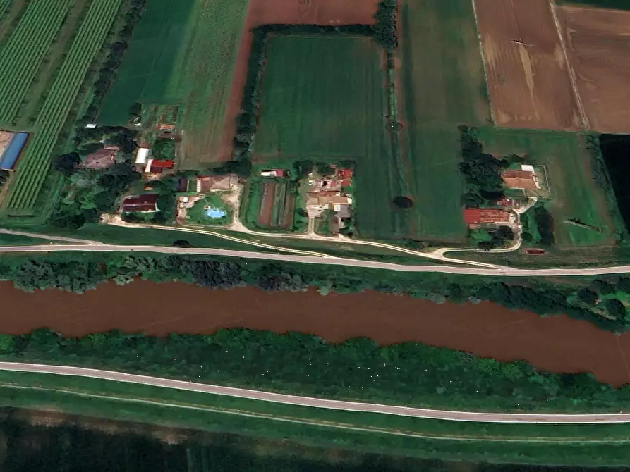 Immagine 12 di Porzione di casa in vendita  in Via San Lorenzo a Pontelongo