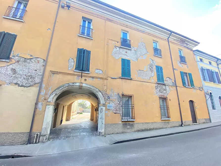 Immagine 1 di Appartamento in vendita  in Via Ascoli a Castiglione Delle Stiviere
