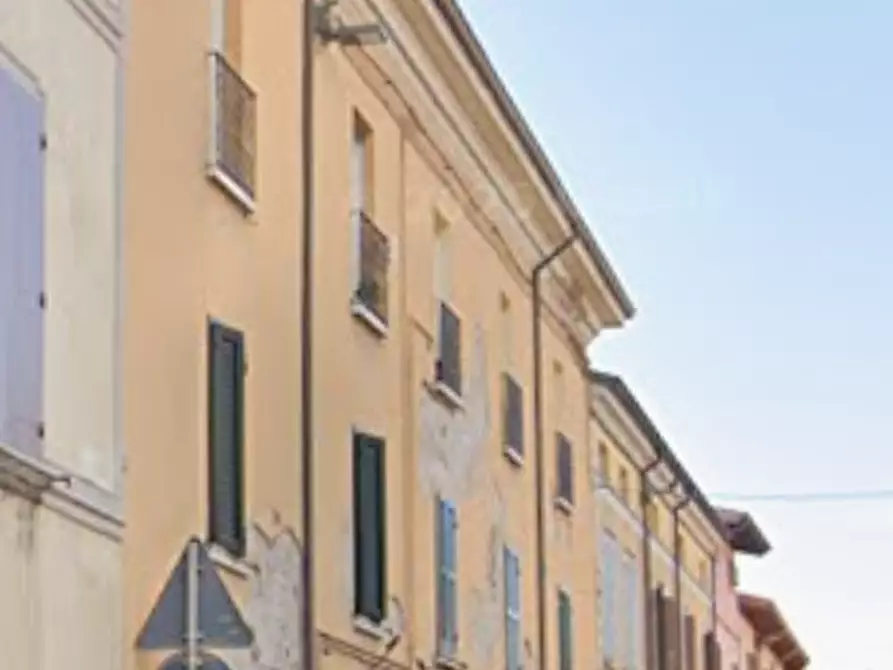 Immagine 13 di Appartamento in vendita  in Via Ascoli a Castiglione Delle Stiviere