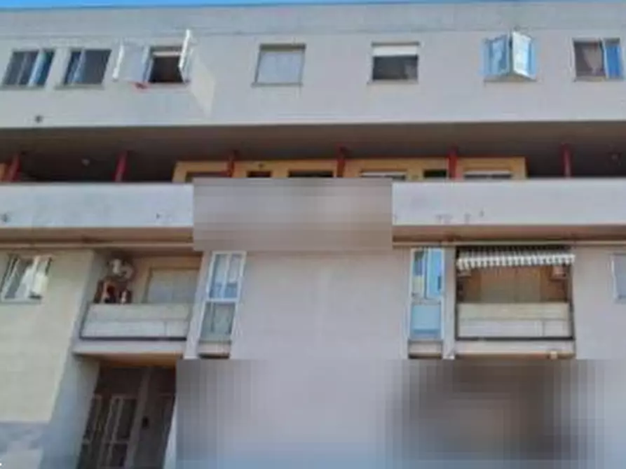 Immagine 3 di Negozio in vendita  in Viale Veneto a Mantova