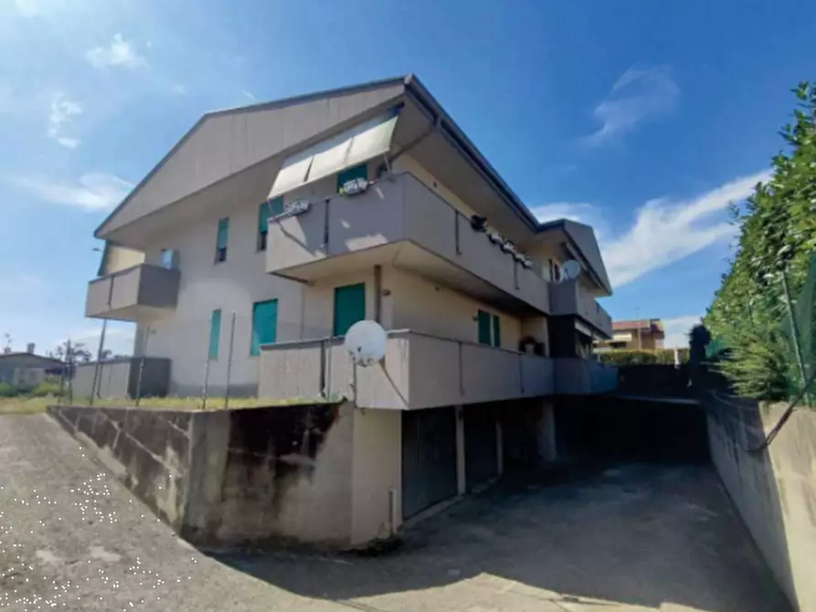 Immagine 1 di Appartamento in vendita  in Via Giacomo Matteotti  a Villafranca Padovana