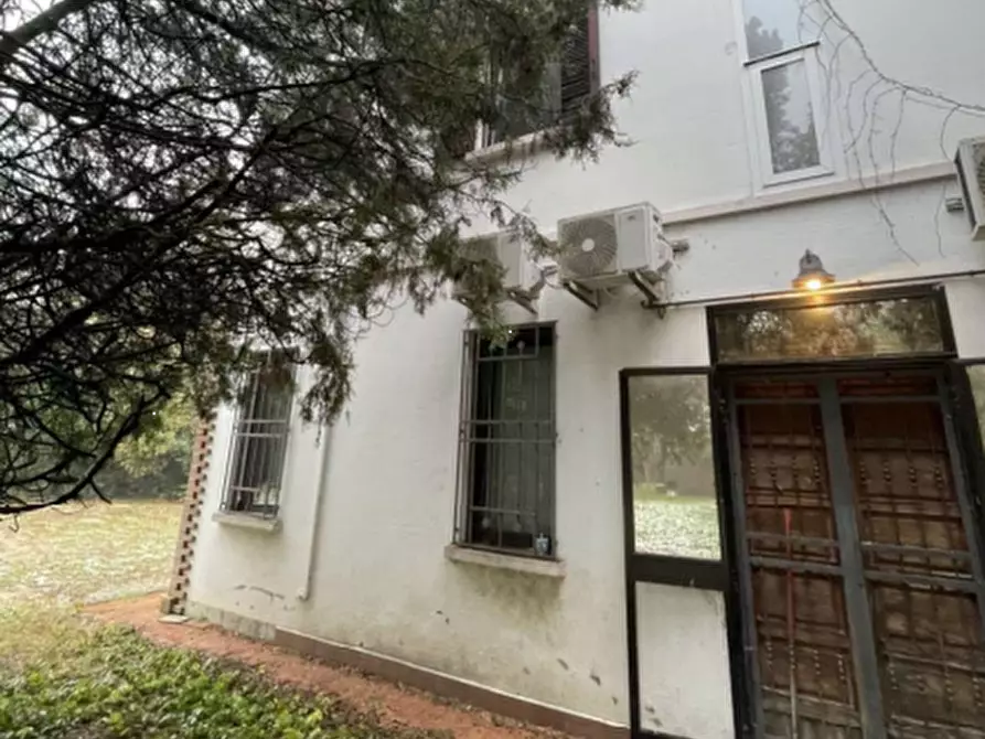 Immagine 11 di Villa in vendita  in Via Padusa a Poggio Renatico