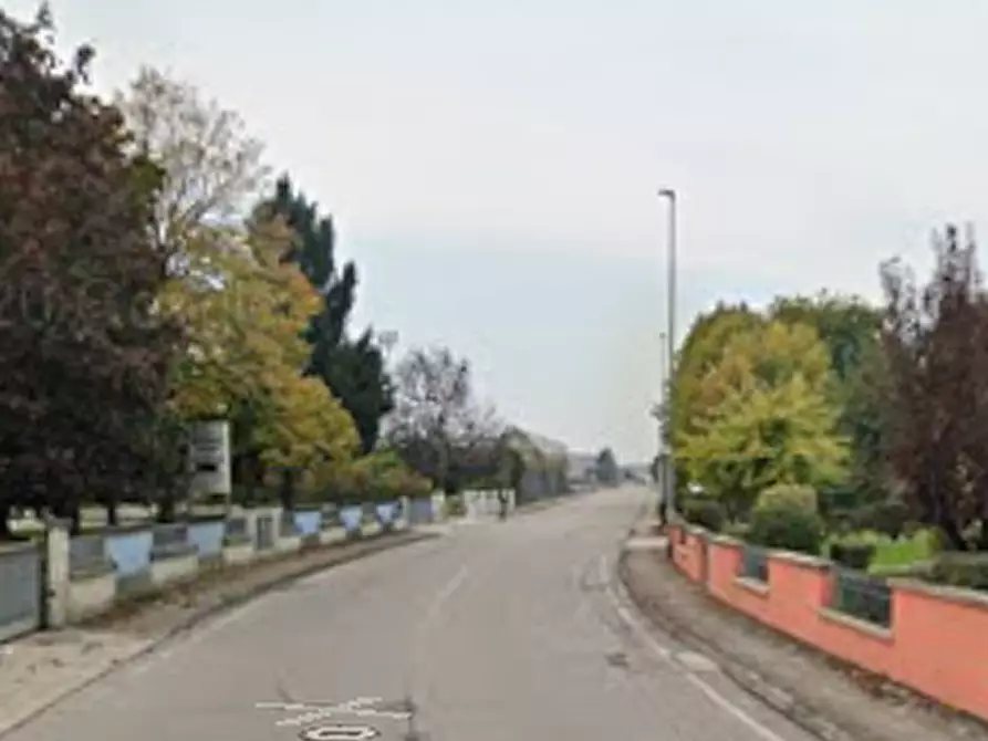 Immagine 19 di Appartamento in vendita  in Via Aldo Moro a Viadana