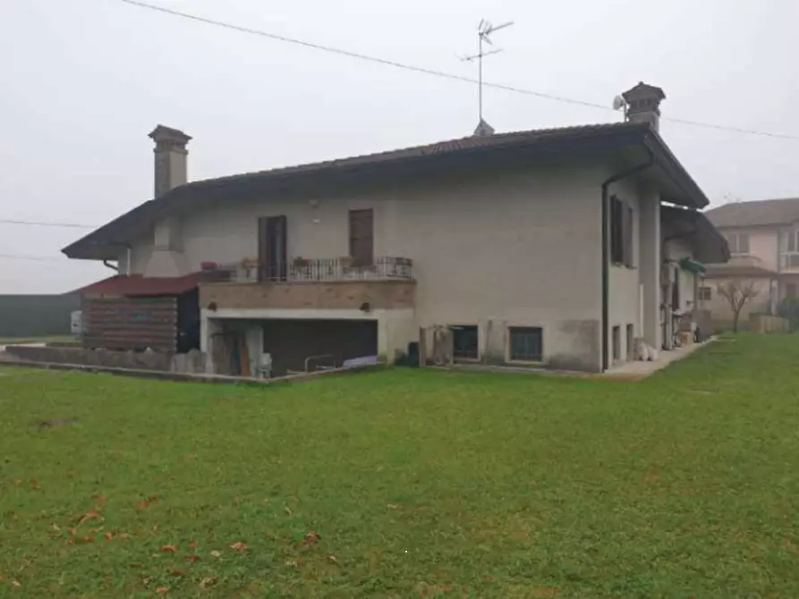 Immagine 2 di Villa in vendita  in Via Monte Grappa a Arzergrande