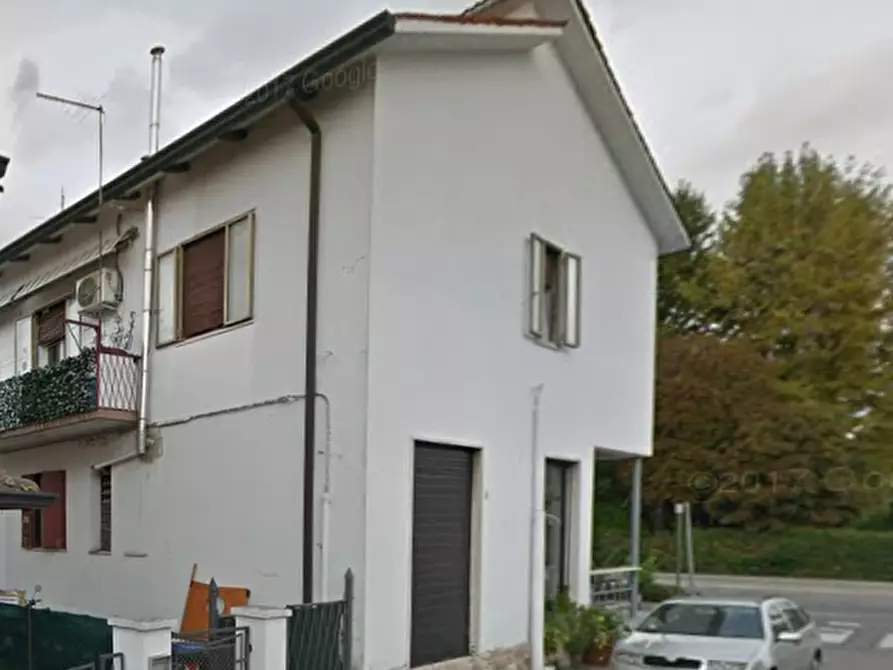 Immagine 4 di Appartamento in vendita  in Via Chiesanuova a Padova