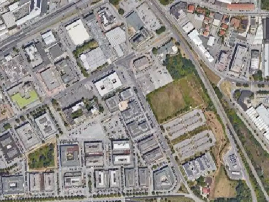 Immagine 1 di Posto auto in vendita  in Via della Croce Rossa a Padova