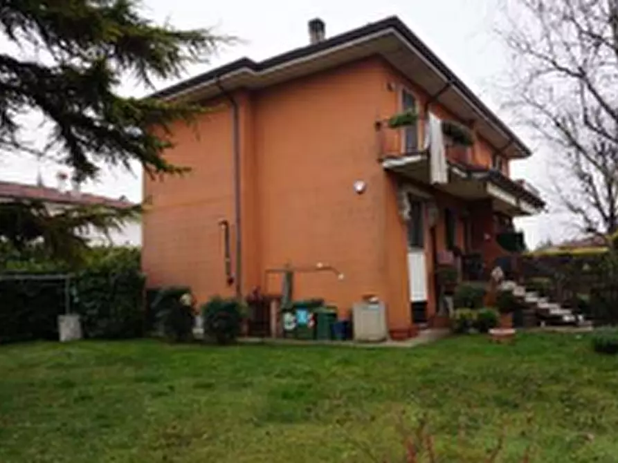 Immagine 2 di Appartamento in vendita  in Via Ungaretti a Curtatone