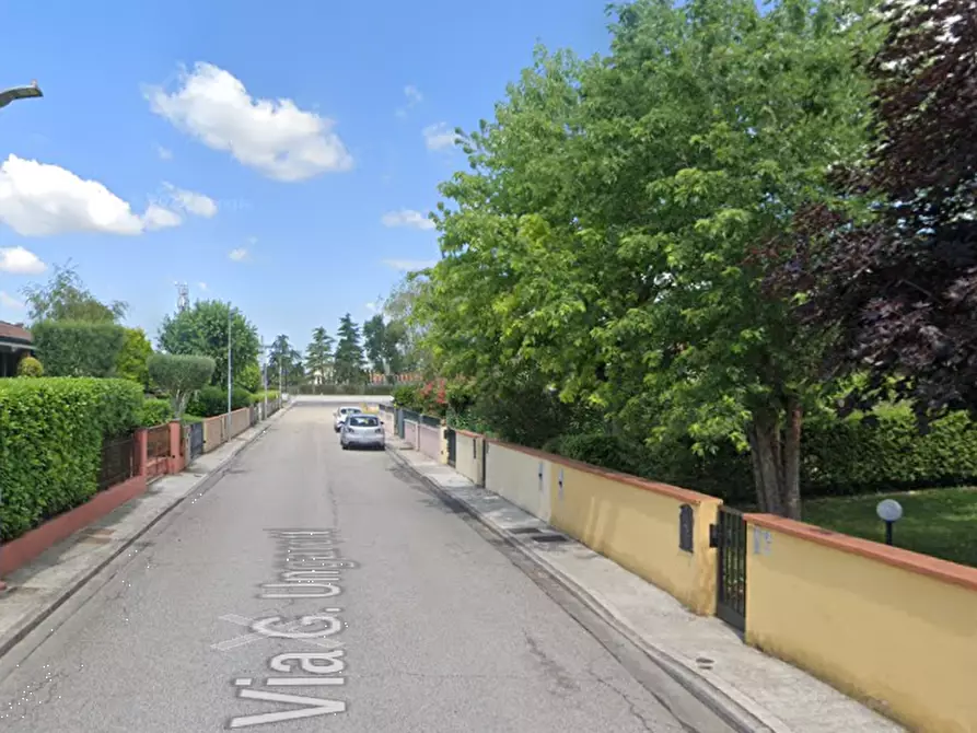 Immagine 11 di Appartamento in vendita  in Via Ungaretti a Curtatone